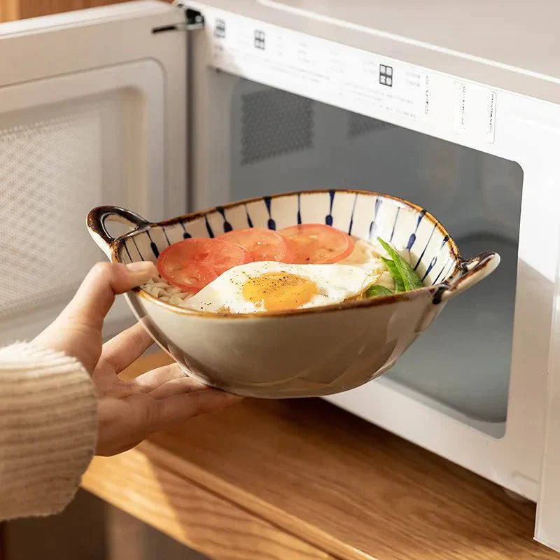 Tigela Doméstica em cerâmica, com alça para servir