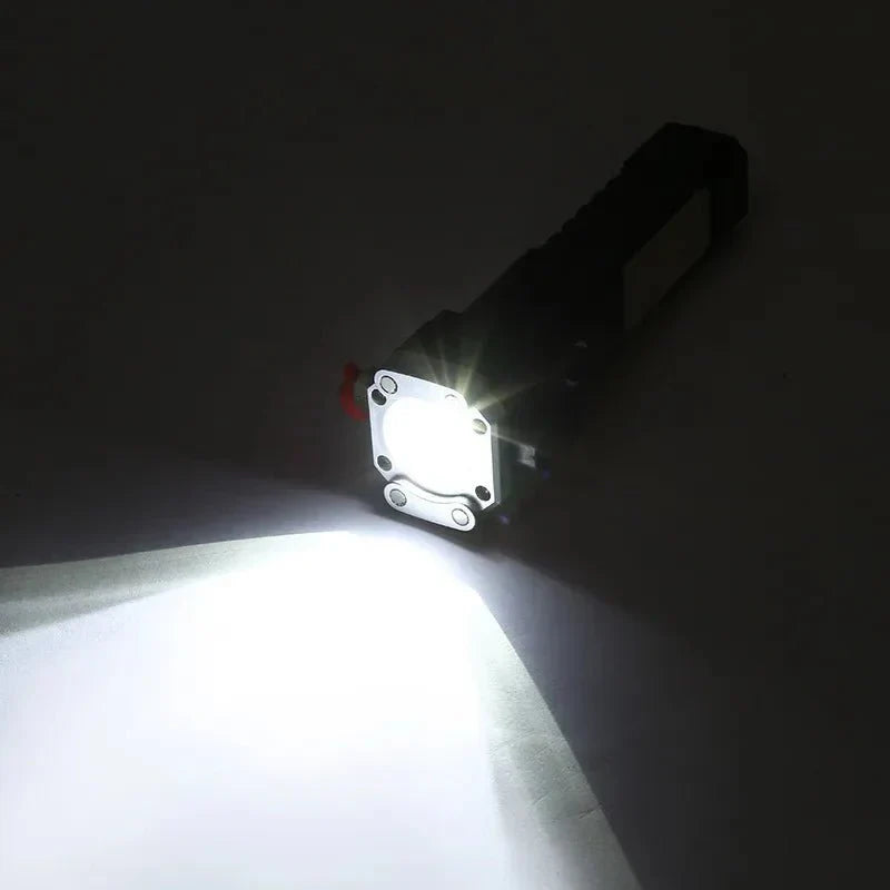 TitanForce X4 - Lanterna Tática Multifuncional 4 em 1